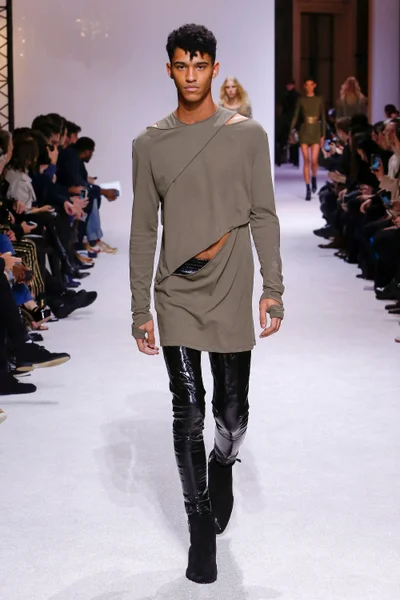 Look 13